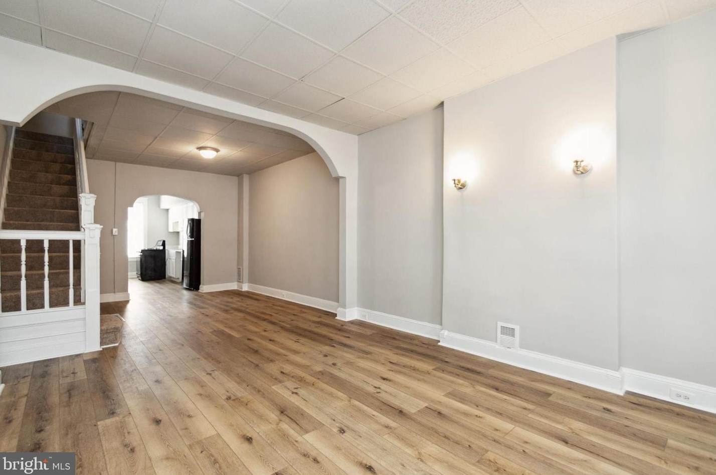 825 Linwood Ave, Baltimore, MD 21205-1717