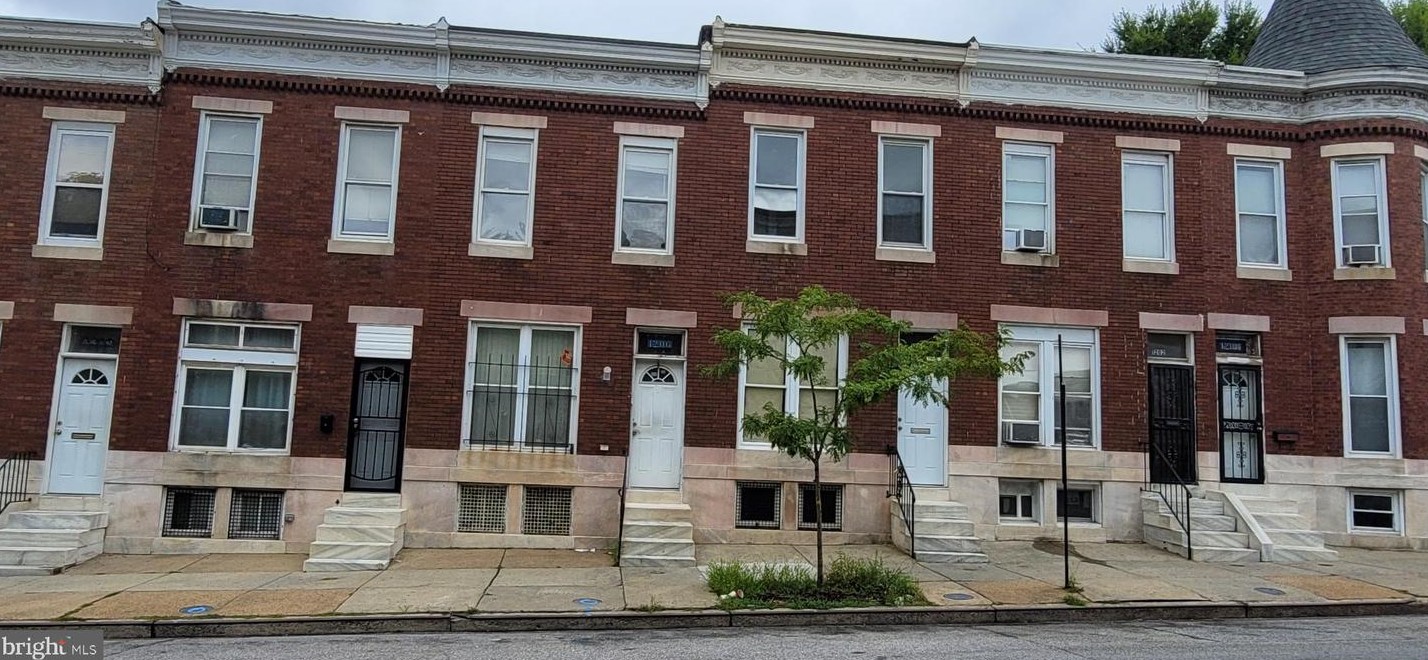 1206 Whitelock St, Baltimore, MD 21217-3546