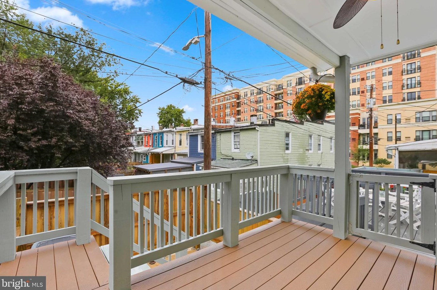 912 38th St, Baltimore MD  21211-2203 exterior