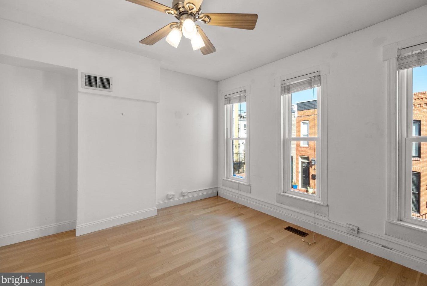 405 Clement St, Baltimore MD  21230-4616 exterior