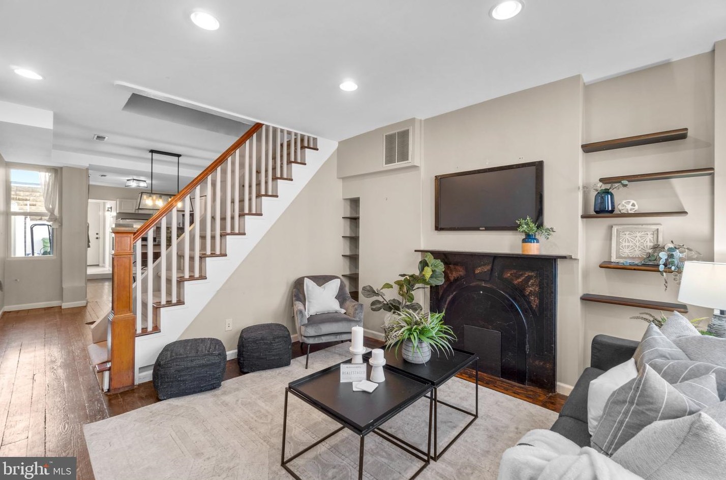 405 Clement St, Baltimore MD  21230-4616 exterior