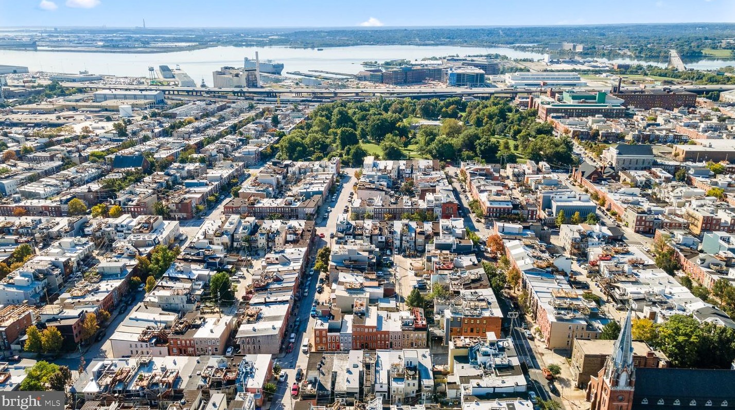 405 Clement St, Baltimore MD  21230-4616 exterior