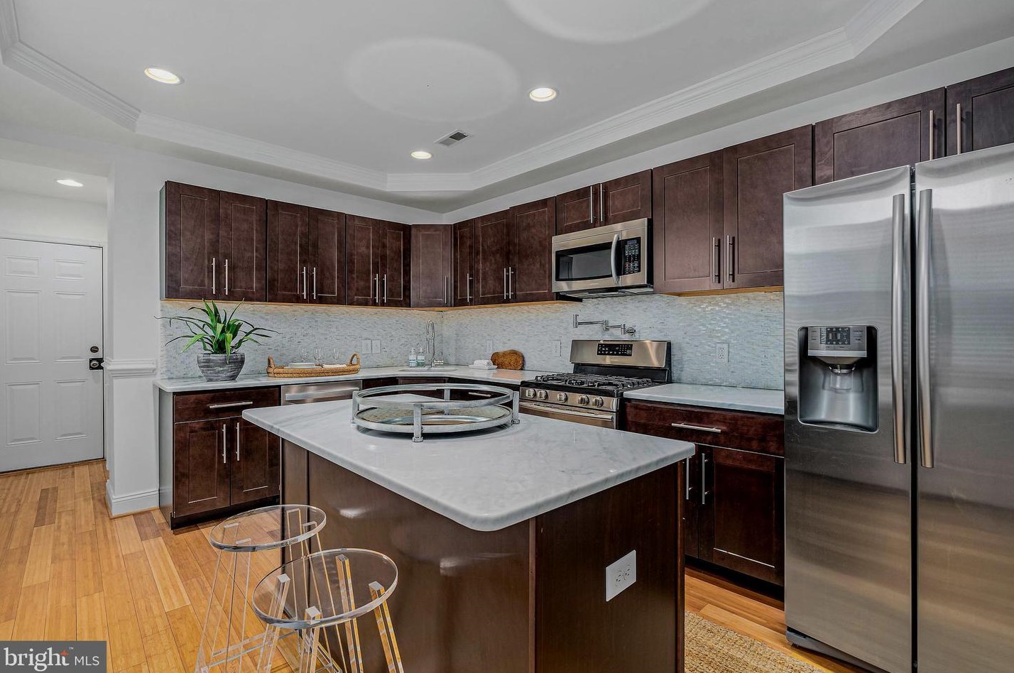 515 Montford Ave, Baltimore MD  21205-2522 exterior