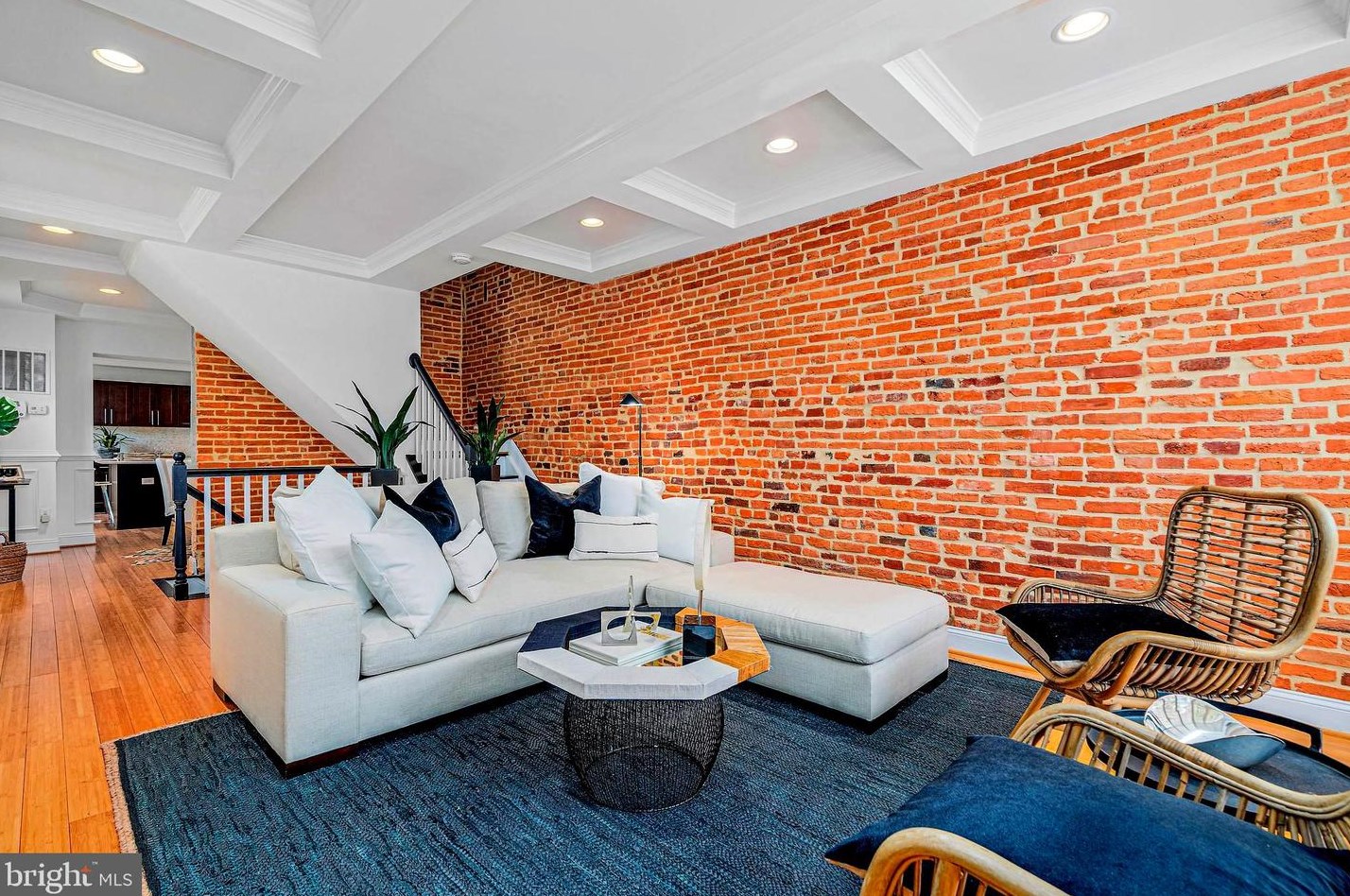 515 Montford Ave, Baltimore MD  21205-2522 exterior