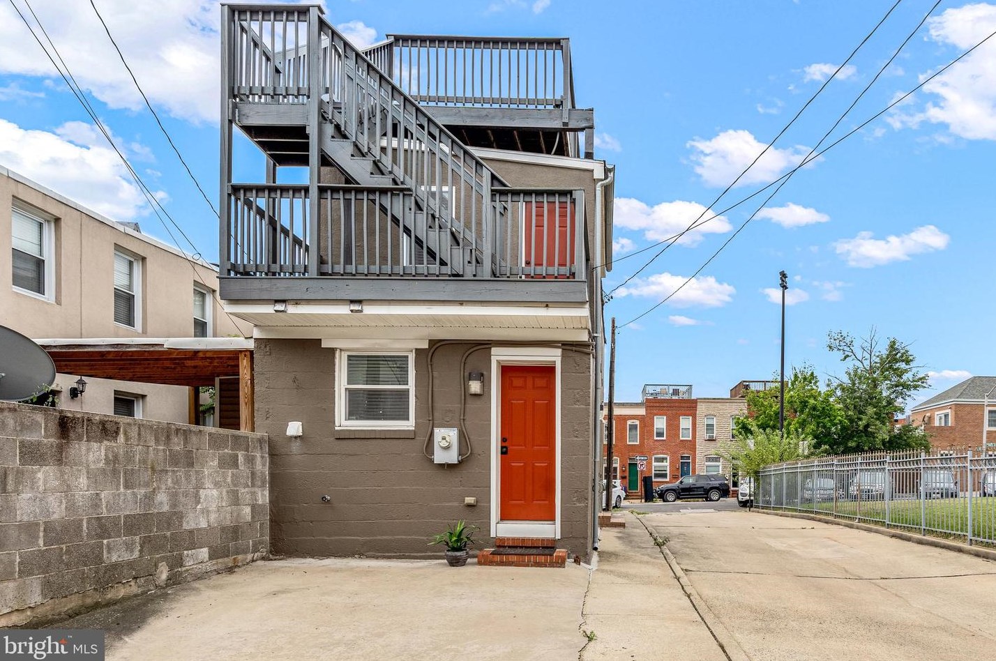 515 Montford Ave, Baltimore MD  21205-2522 exterior