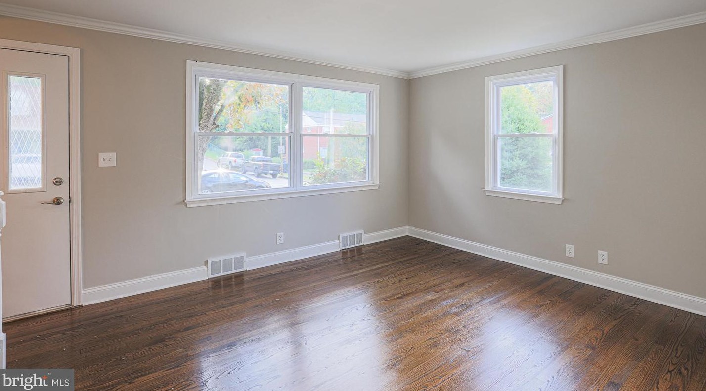 6400 Fairdel Ave, Baltimore MD 21206-1607 exterior