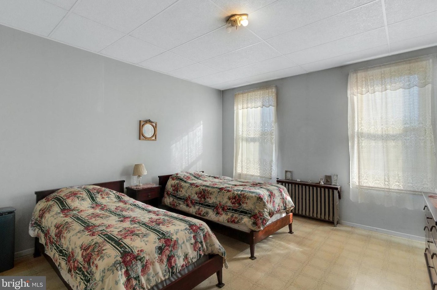 22 Highland Ave, Baltimore MD  21224-1408 exterior