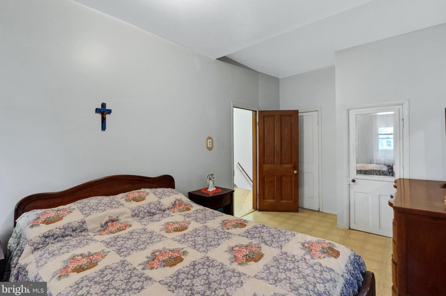 22 Highland Ave, Baltimore MD  21224-1408 exterior