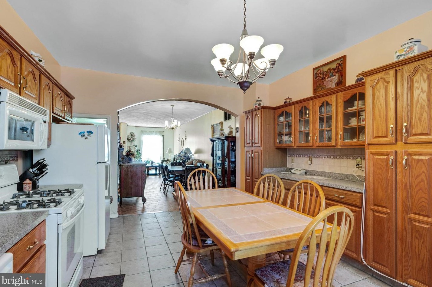 22 Highland Ave, Baltimore MD  21224-1408 exterior