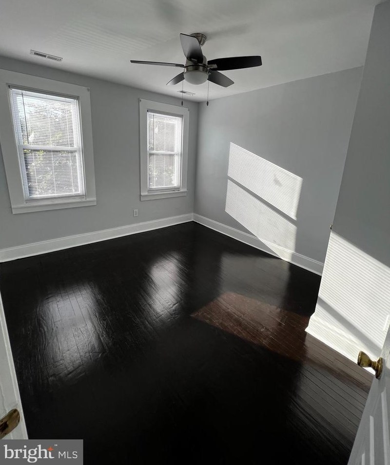 1425 N Ellamont St, Baltimore, MD 21216