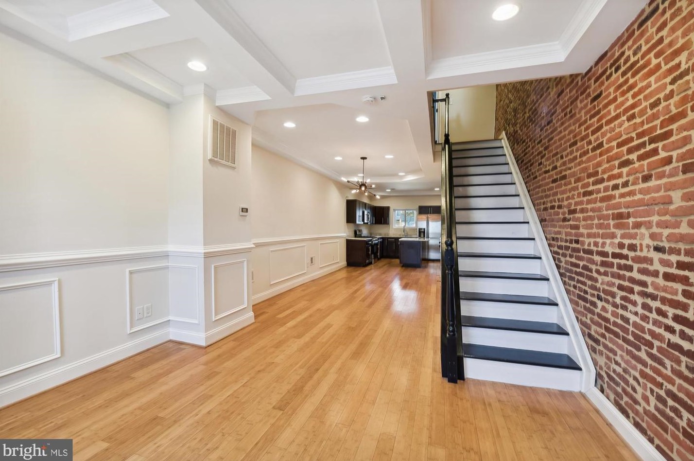 111 Clinton St, Baltimore, MD 21224-1420