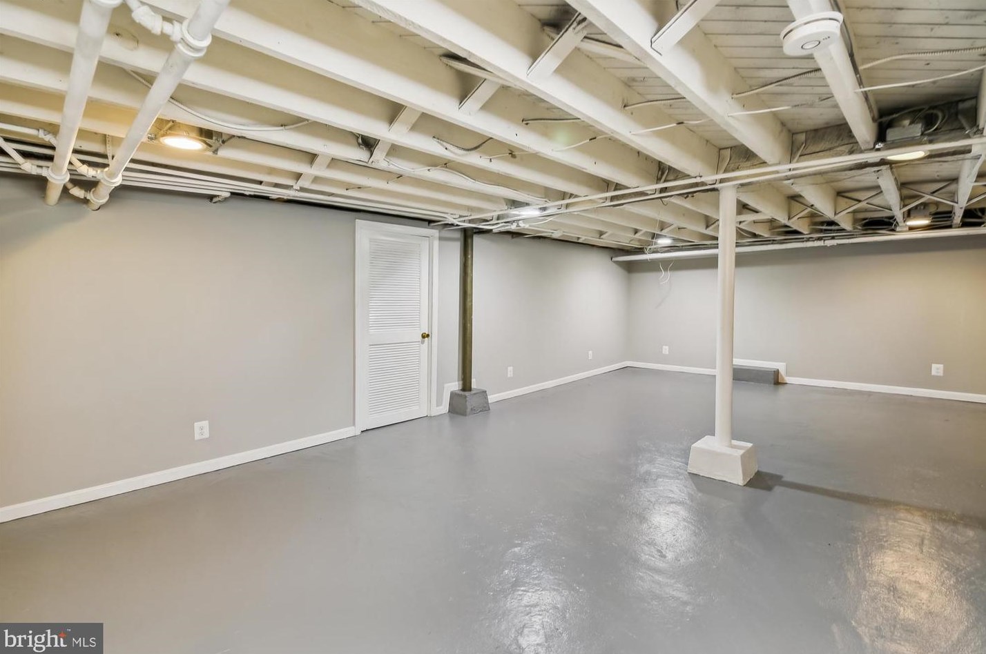 3220 Overland Ave, Baltimore MD  21214-3325 exterior