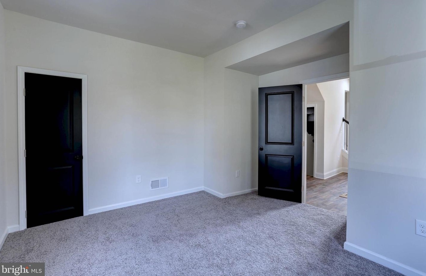 2801 Grindon Ave, Baltimore MD  21214-2815 exterior