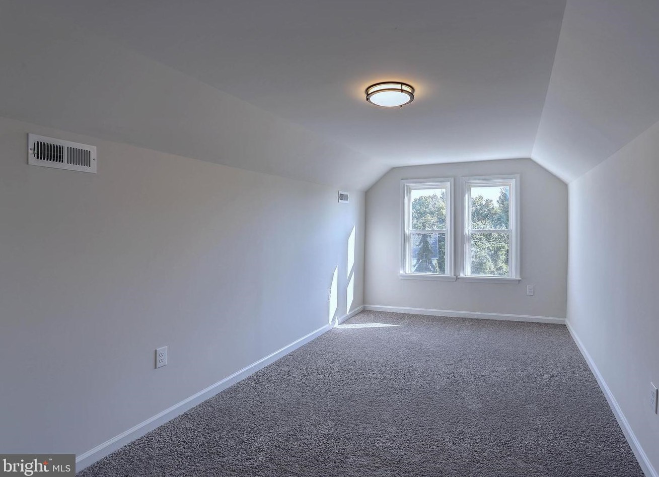 2801 Grindon Ave, Baltimore MD  21214-2815 exterior