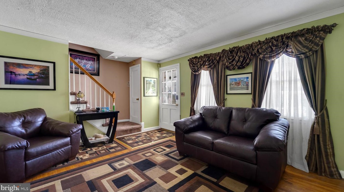 1314 Gittings Ave, Baltimore, MD 21239-1801