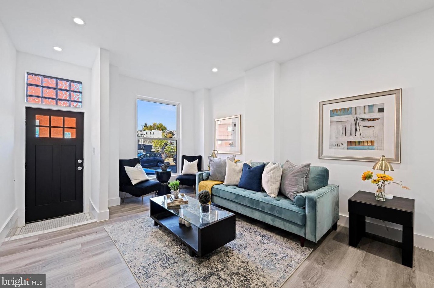 3643 Chestnut Ave, Baltimore, MD 21211-2531