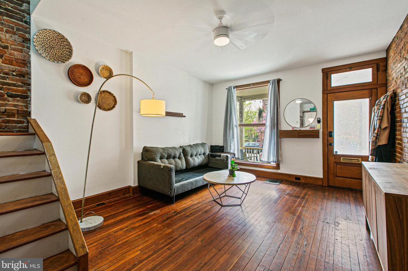3205 Abell Ave, Baltimore, MD 21218-3435