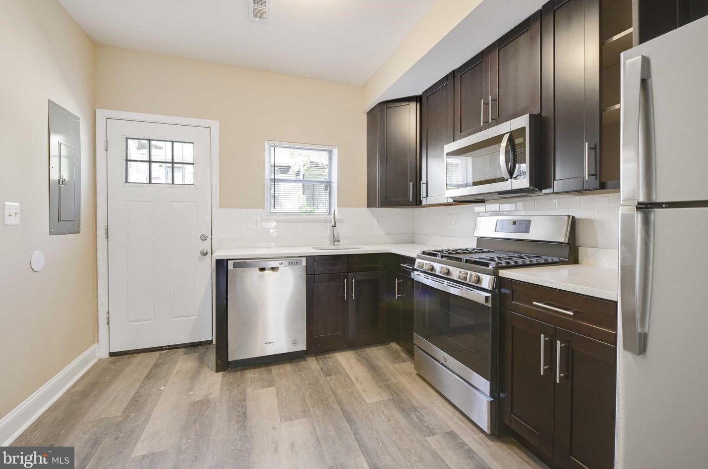 512 Rose St, Baltimore MD  21205-2513 exterior