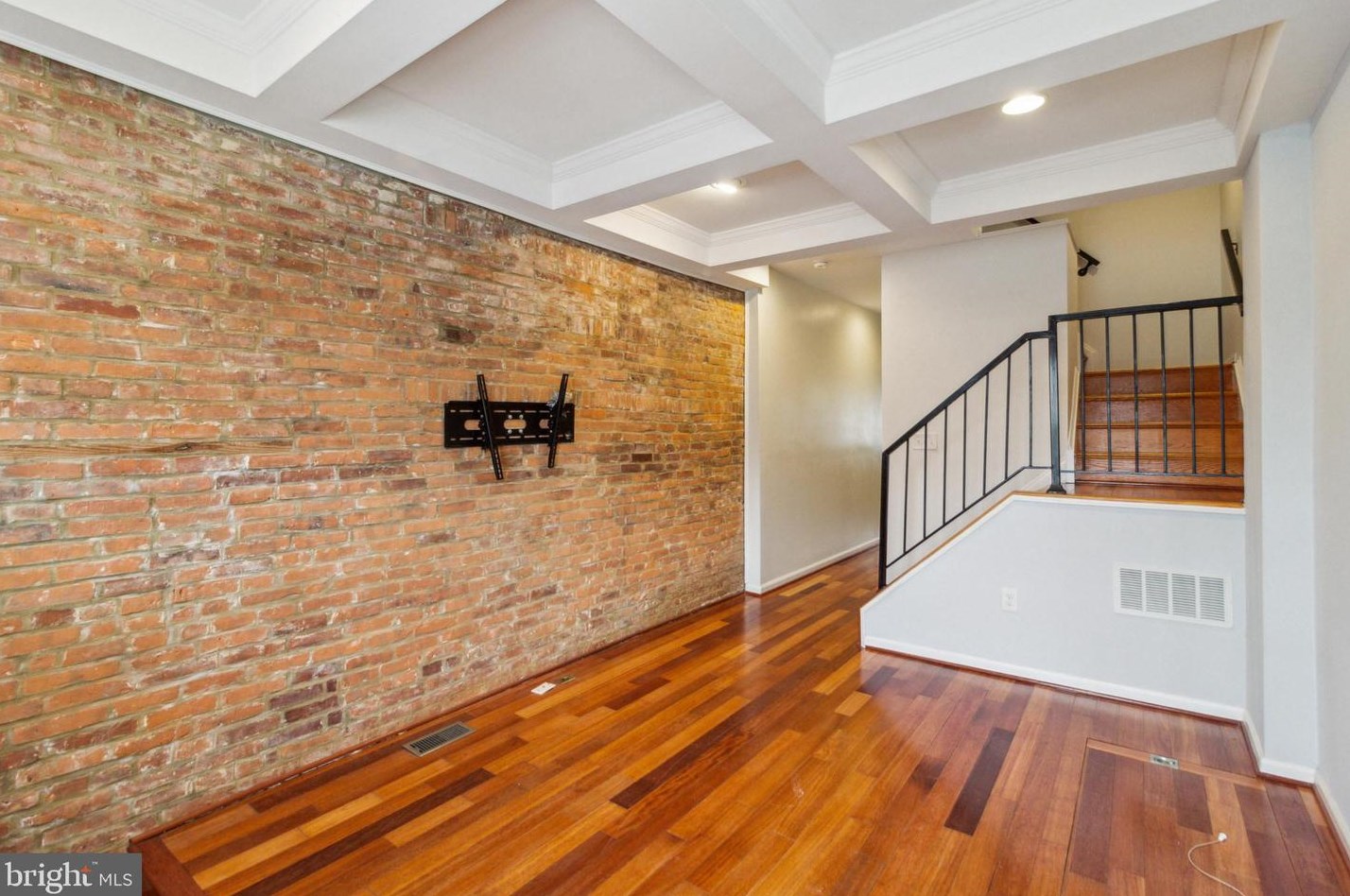 1129 Hull St, Baltimore MD  21230-5236 exterior