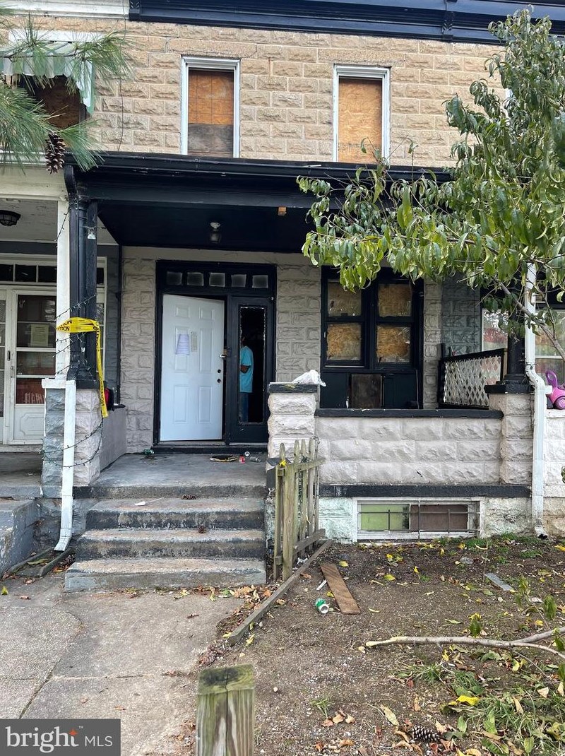 3826 6th St, Baltimore MD  21225-2104 exterior