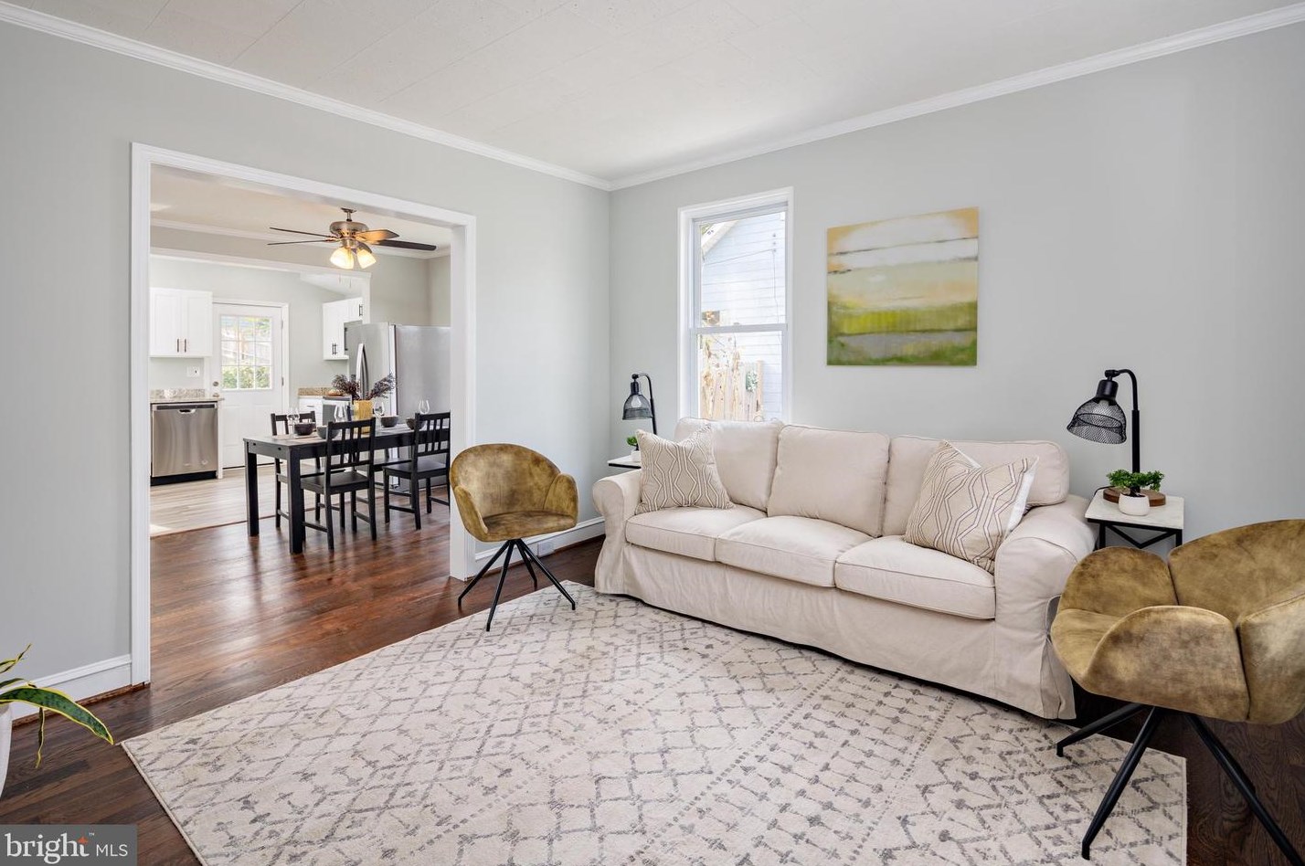 4007 Chesmont Ave, Baltimore, MD 21206-5009