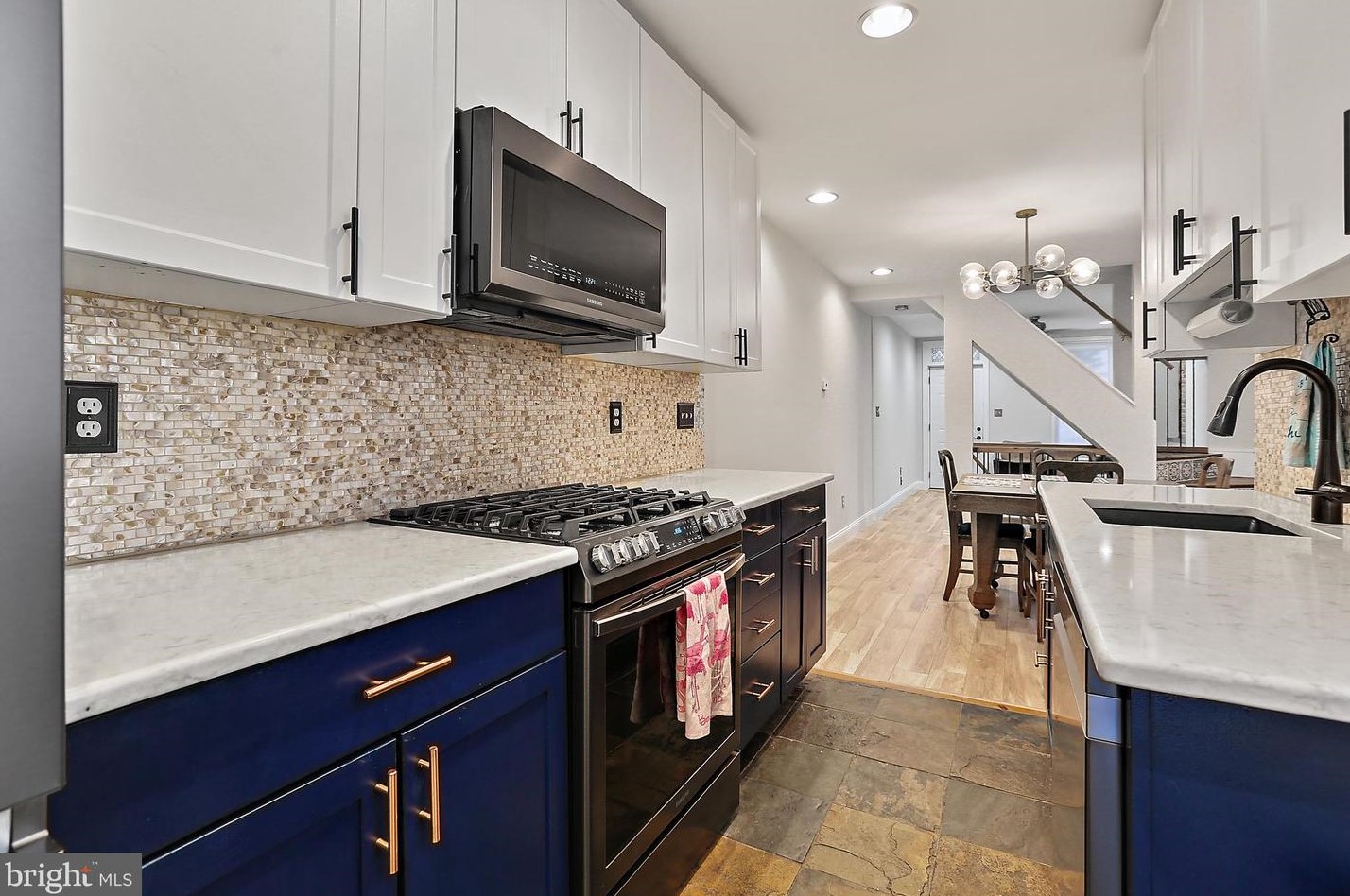 623 33 St, Baltimore MD 21211-2710 exterior