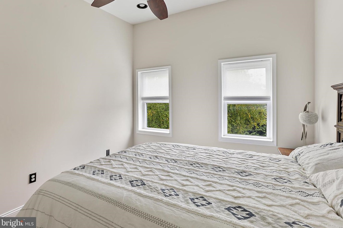 623 33 St, Baltimore MD 21211-2710 exterior