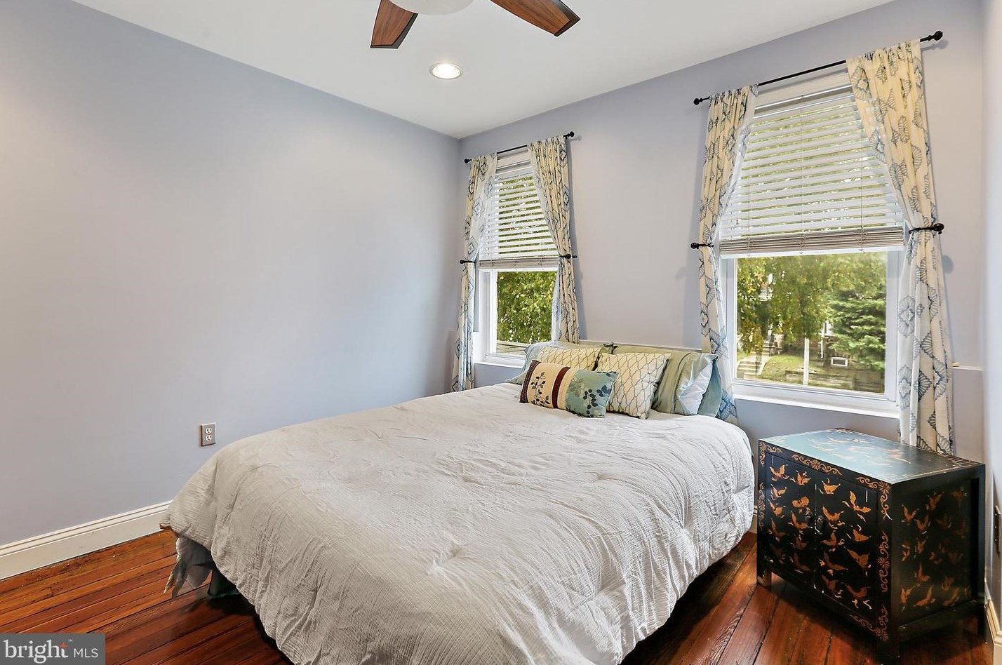 623 33 St, Baltimore MD 21211-2710 exterior