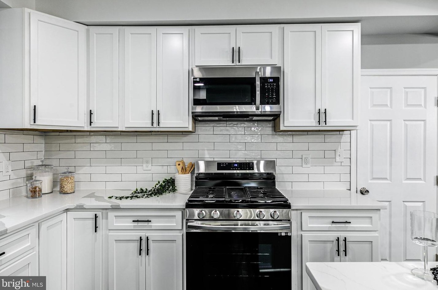 5011 Catalpha Rd, Baltimore MD  21214-2121 exterior