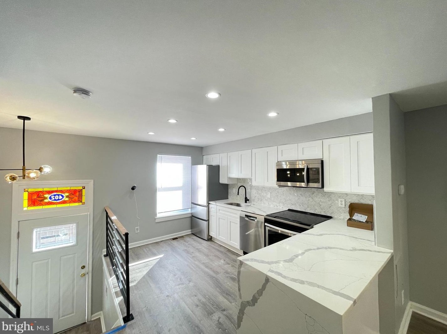 402 Chapel St, Baltimore MD  21231-1110 exterior