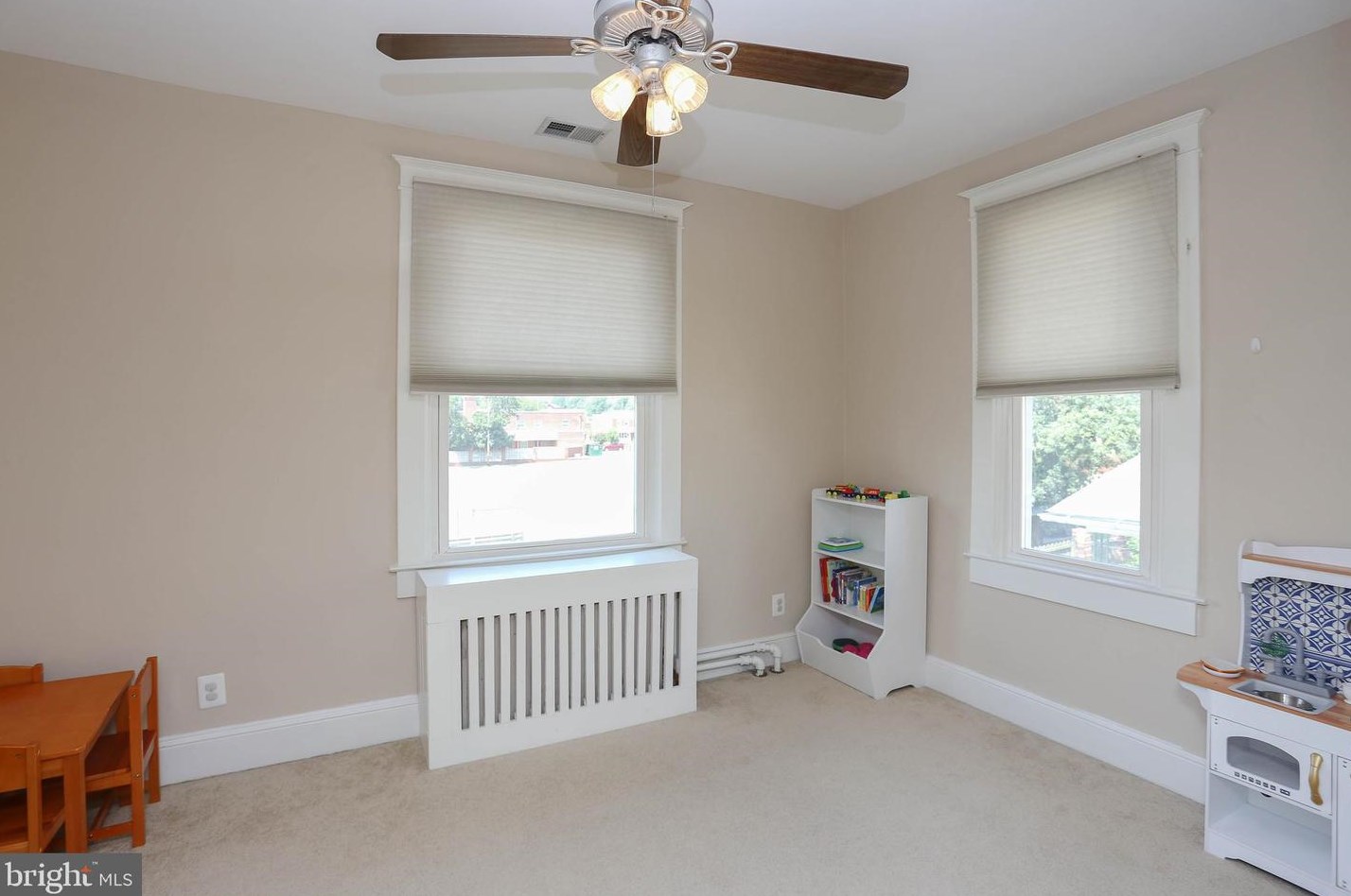 6721 Youngstown Ave, Baltimore MD  21222-1026 exterior