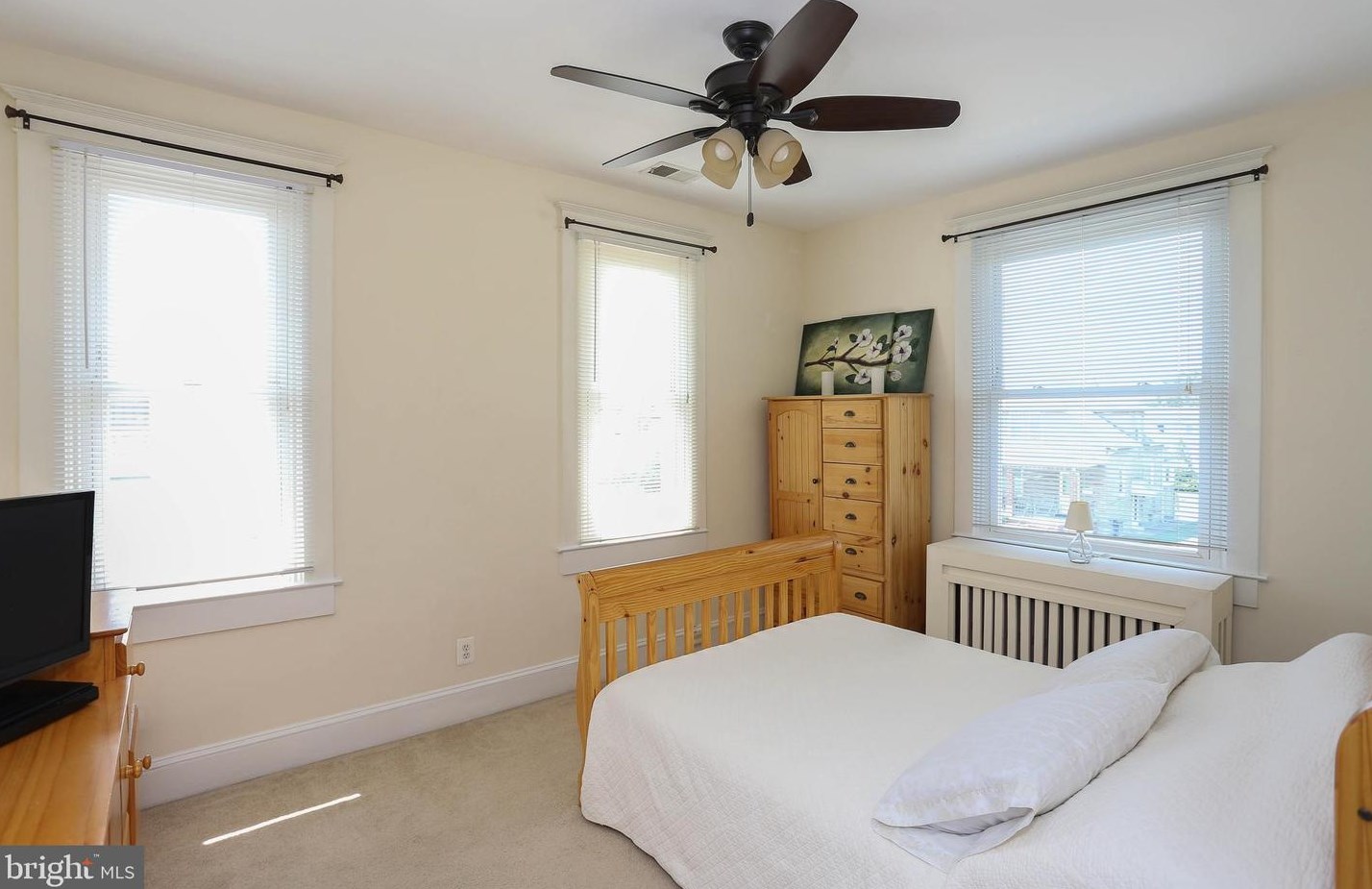 6721 Youngstown Ave, Baltimore MD  21222-1026 exterior