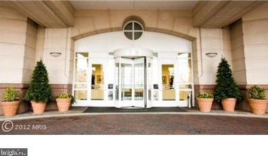 100 Harborview Dr Unit 1206, Baltimore, MD 21230