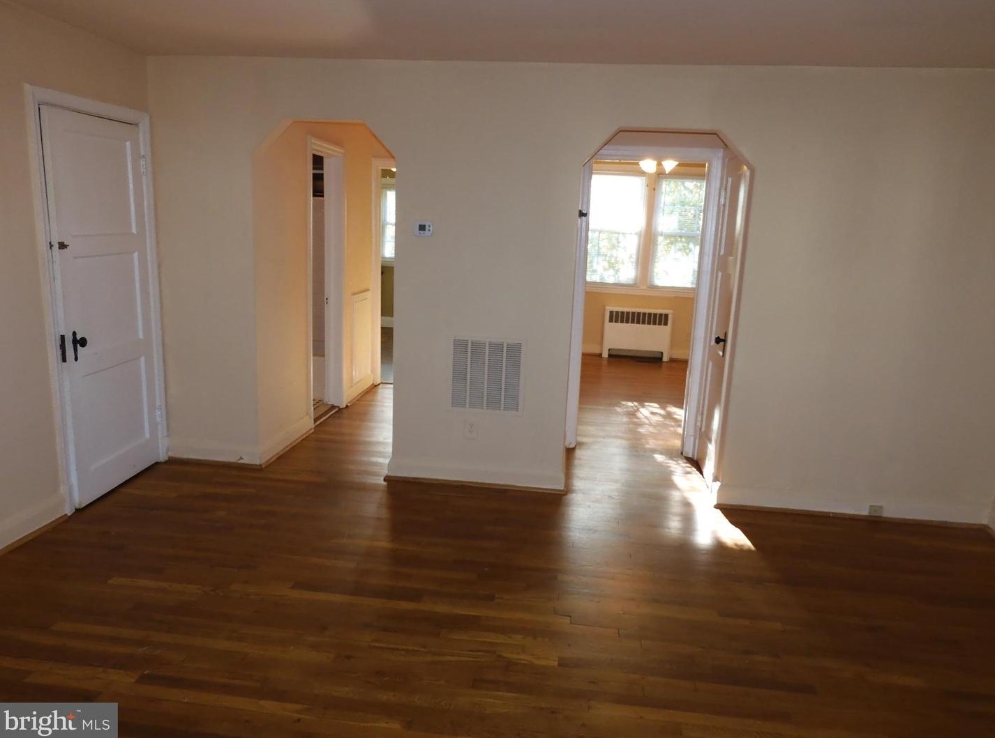 6109 Parkway Dr, Baltimore MD 21212-2794 exterior