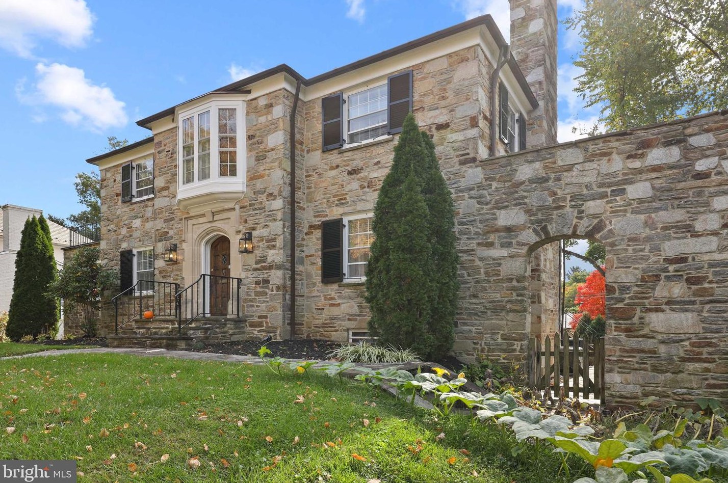 113 Northern Pkwy, Baltimore MD  21212-2902 exterior