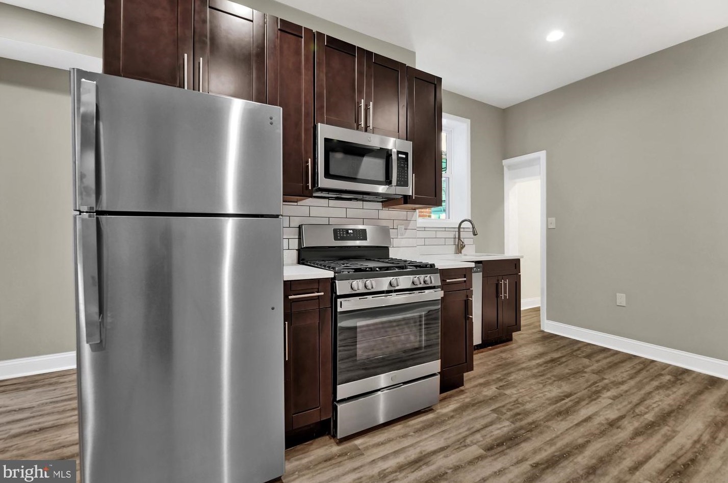3109 Baker St, Baltimore, MD 21216-3802
