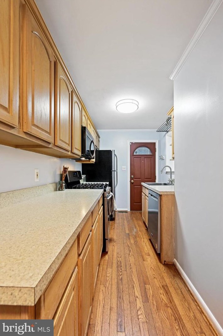 21 Henrietta St, Baltimore MD  21230-3910 exterior