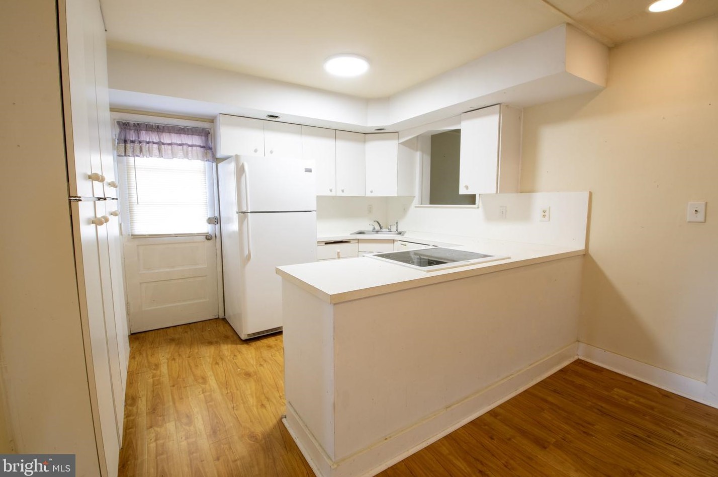 7709 Windy Rdg, Baltimore MD  21236-4412 exterior