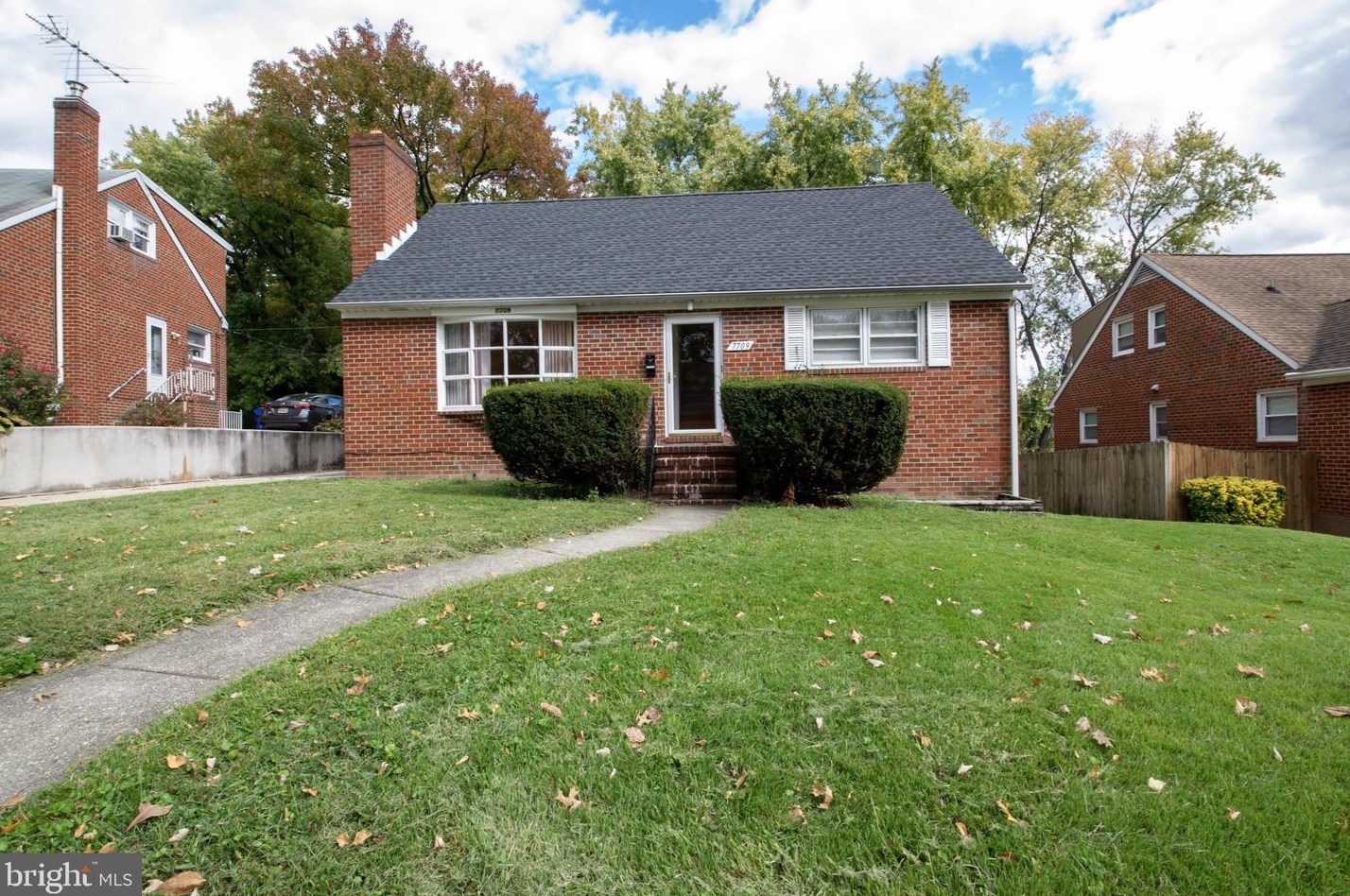 7709 Windy Rdg, Baltimore, MD 21236-4422