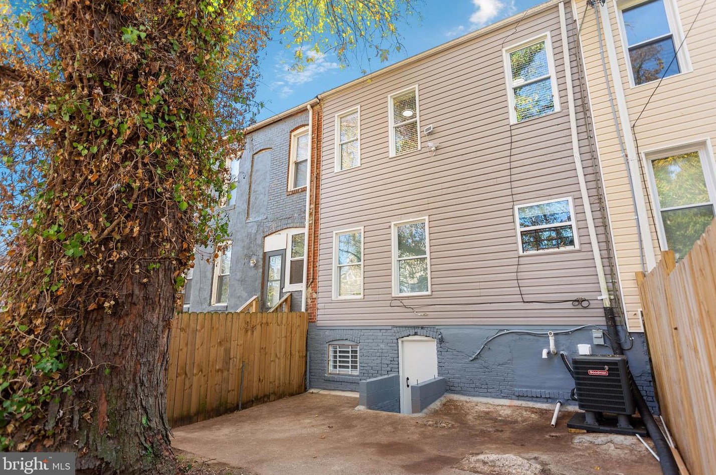 5215 Linden Hts Ave, Baltimore MD  21215-5705 exterior