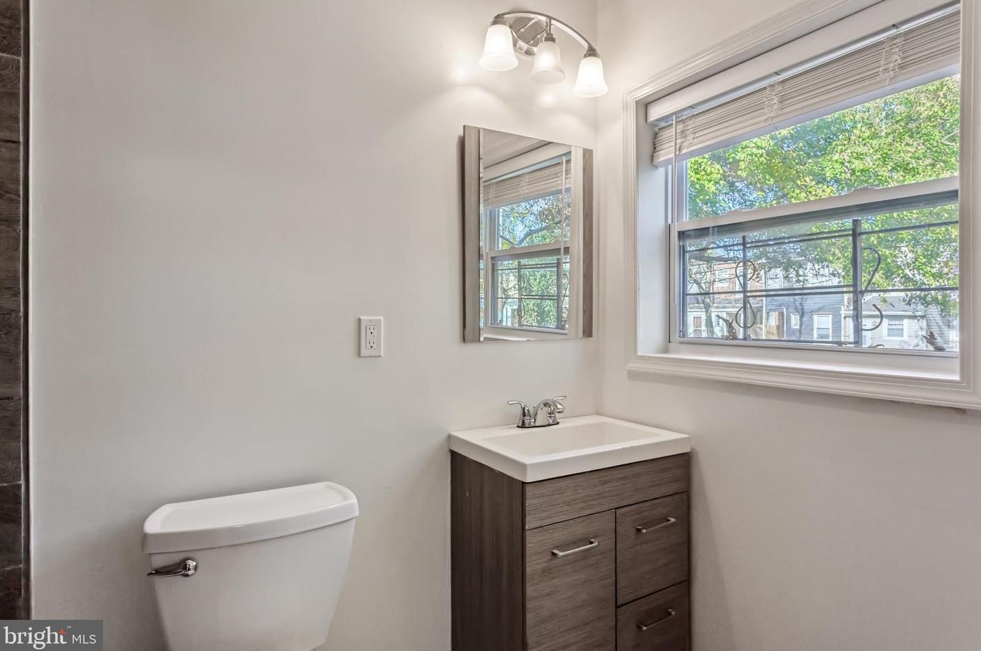 5215 Linden Hts Ave, Baltimore MD  21215-5705 exterior