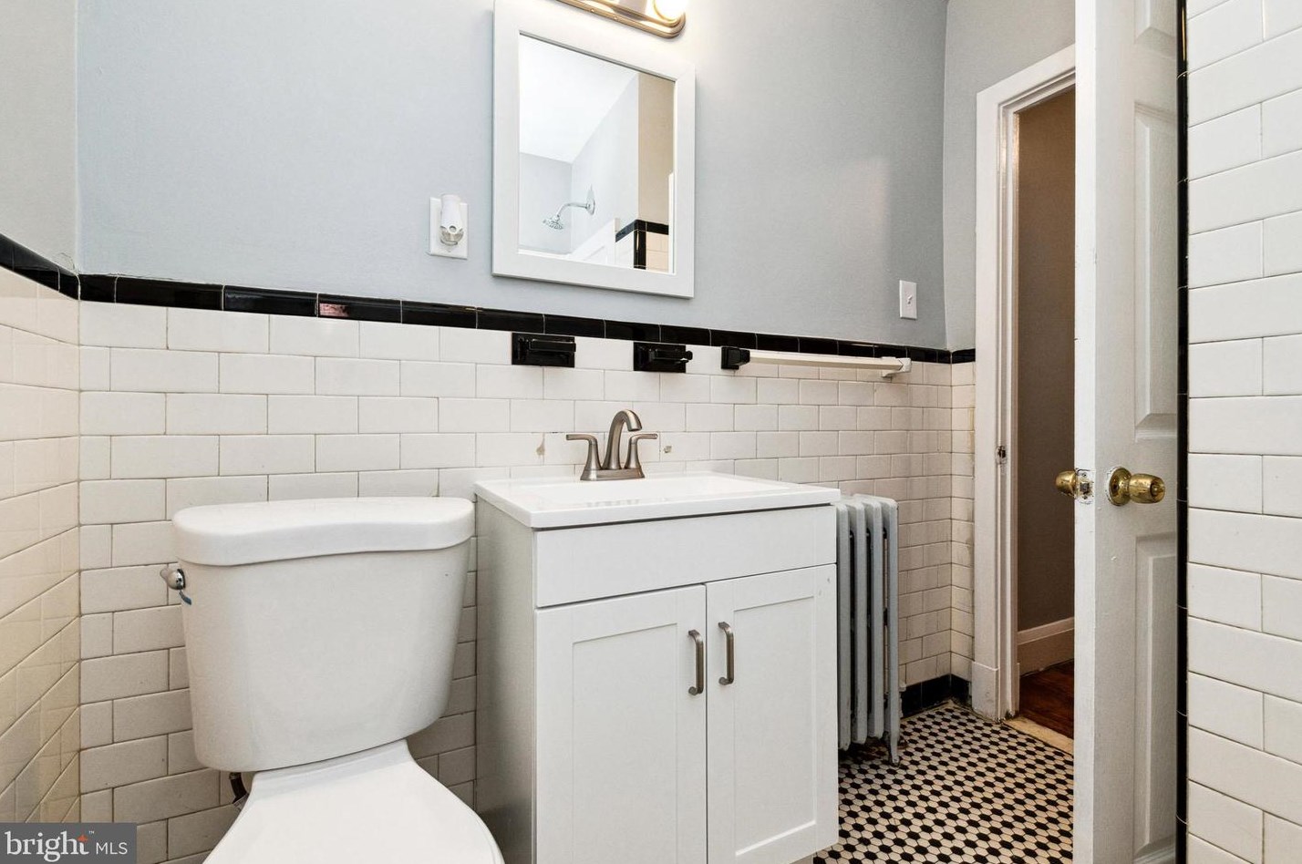 3950 Brooklyn Ave, Baltimore MD  21225-2124 exterior