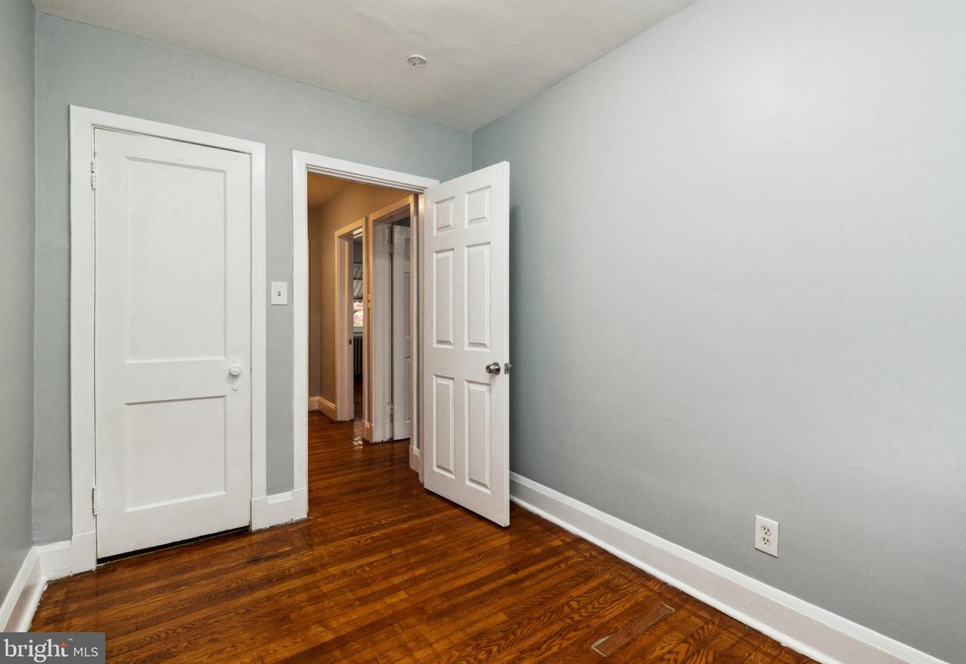 3950 Brooklyn Ave, Baltimore MD  21225-2124 exterior