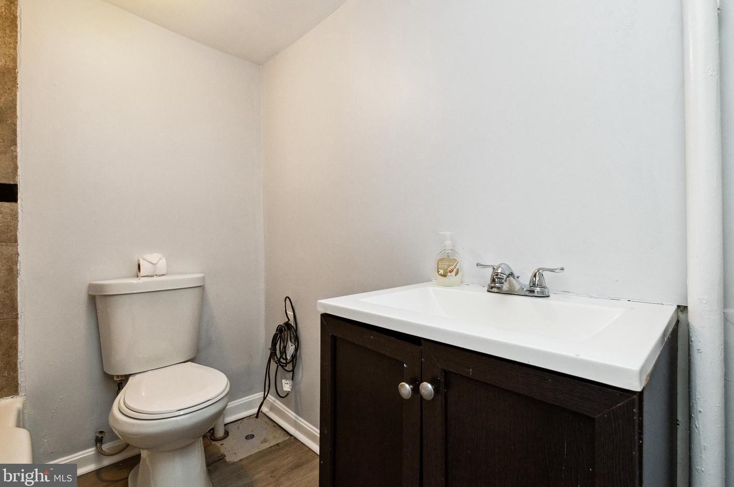 3950 Brooklyn Ave, Baltimore MD  21225-2124 exterior