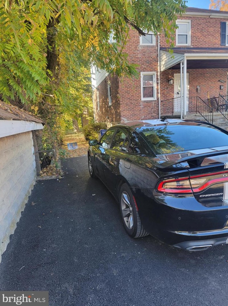 5300 Remmell Ave, Baltimore, MD 21206-4136