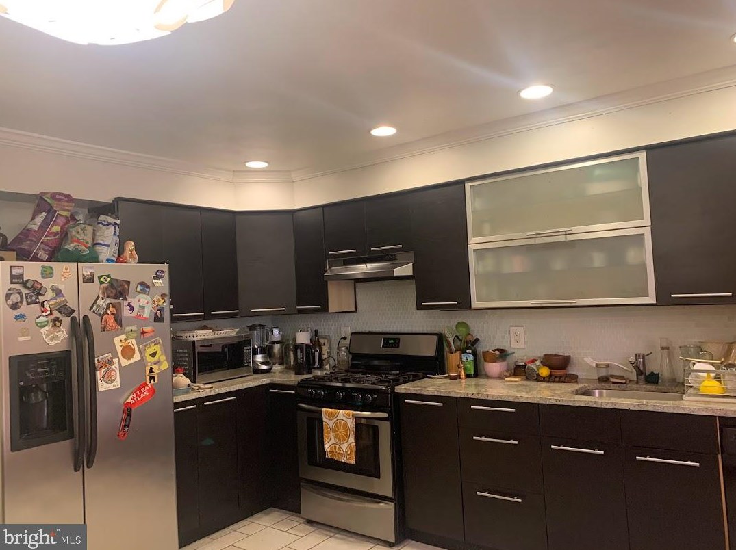 1043 W Barre St, Baltimore, MD 21230