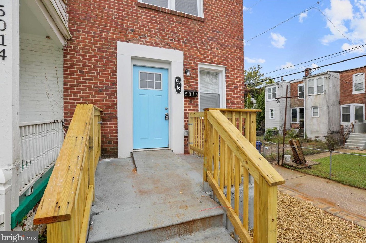5016 Arbutus Ave, Baltimore, MD 21215