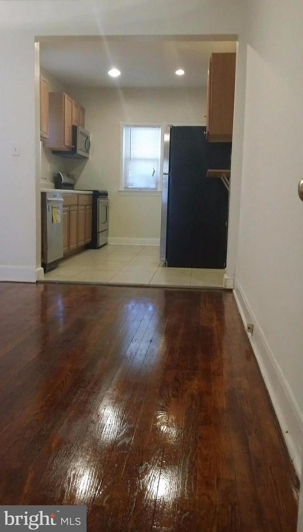 3805 Flowerton Rd, Baltimore, MD 21229-1918