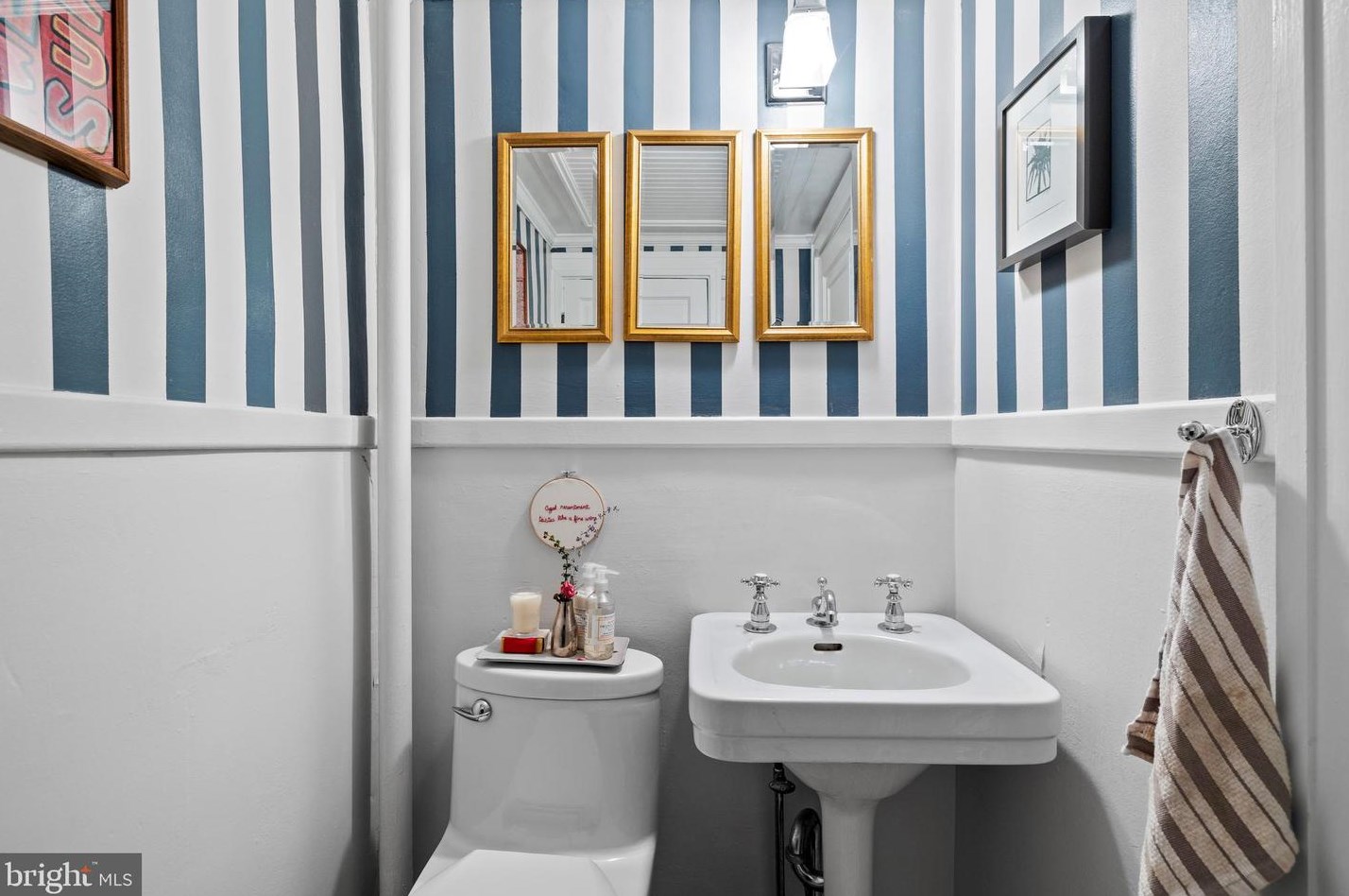 912 University Pkwy, Baltimore MD  21210-2716 exterior