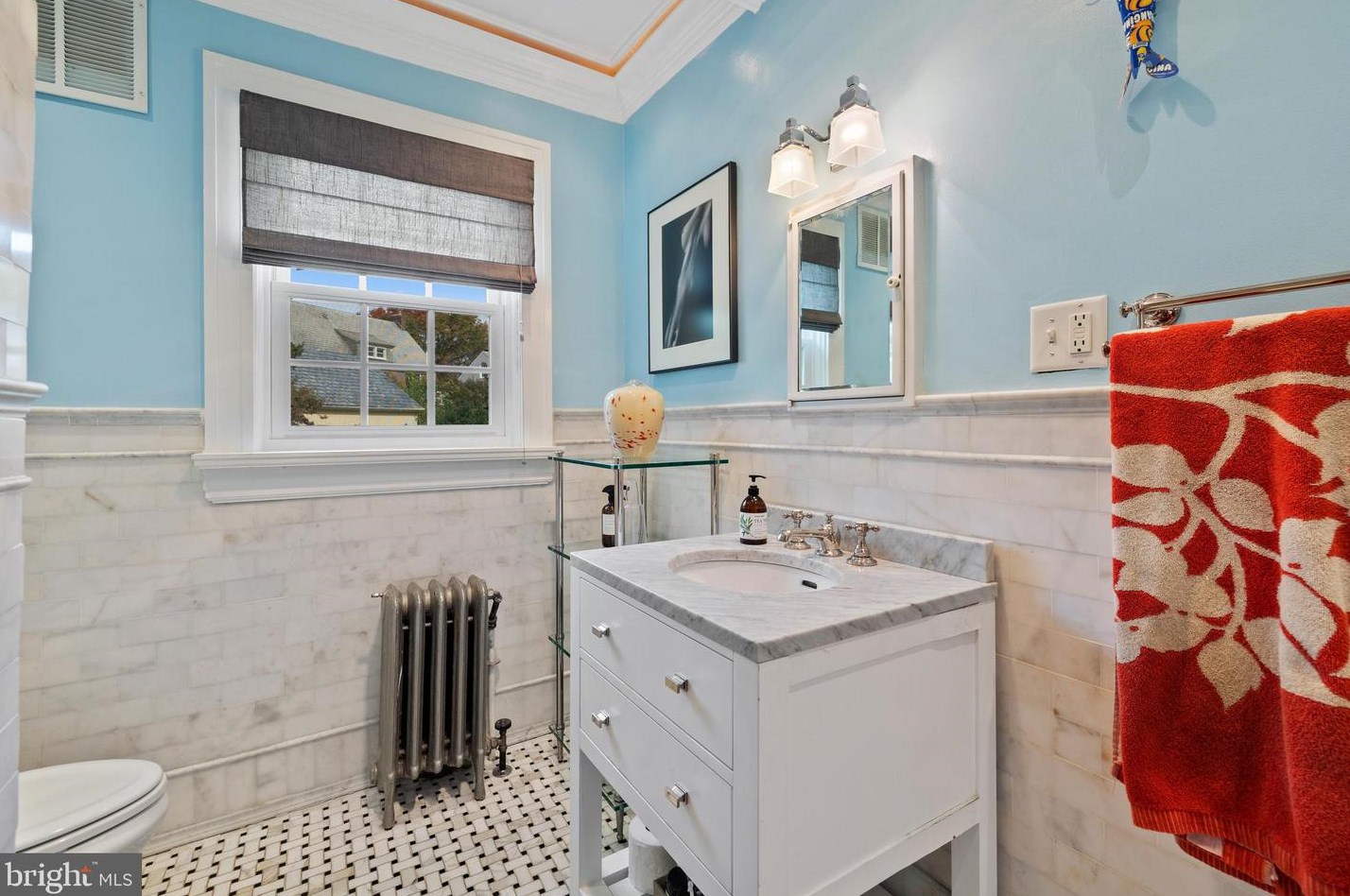 912 University Pkwy, Baltimore MD  21210-2716 exterior